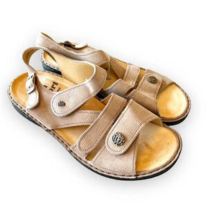 Finn‎ Comfort Gomera Orthopedic Sandals Taupe Leather Women’s Size 39D EU NWOT